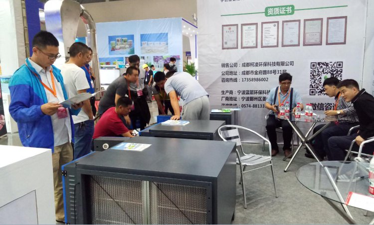 我公司產(chǎn)品參加重慶酒店用品展備受關(guān)注！